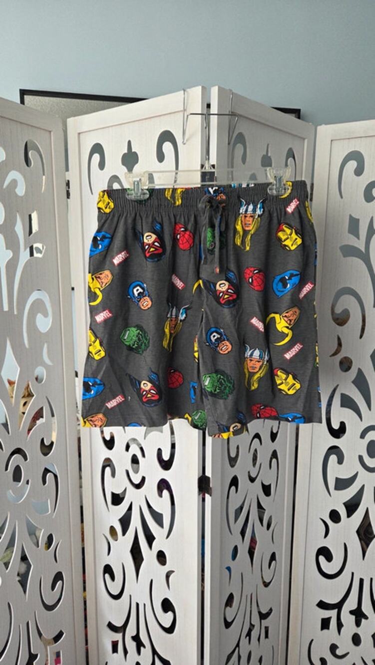 Marvel Avengers Loungewear PJ Shorts Mens Medium Gray Hulk Thor Spiderman NWT